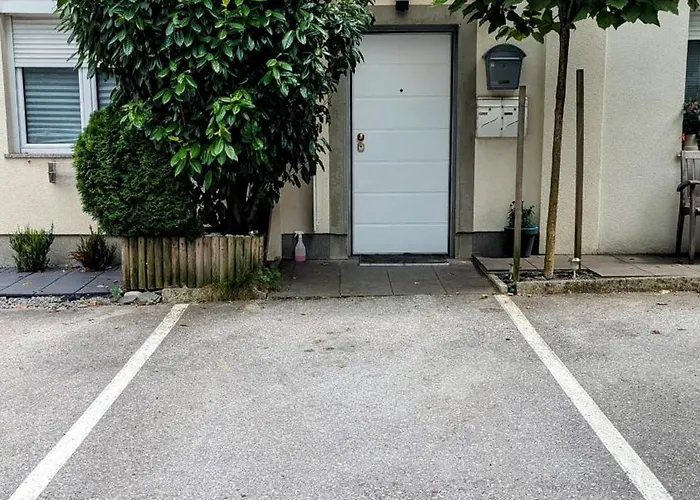 Atrium Haven Next To Tivoli Park 公寓 卢布尔雅那