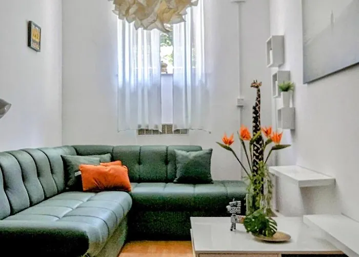 公寓 Atrium Haven Next To Tivoli Park *