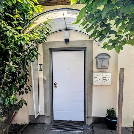 Atrium Haven Next To Tivoli Park Lubiana